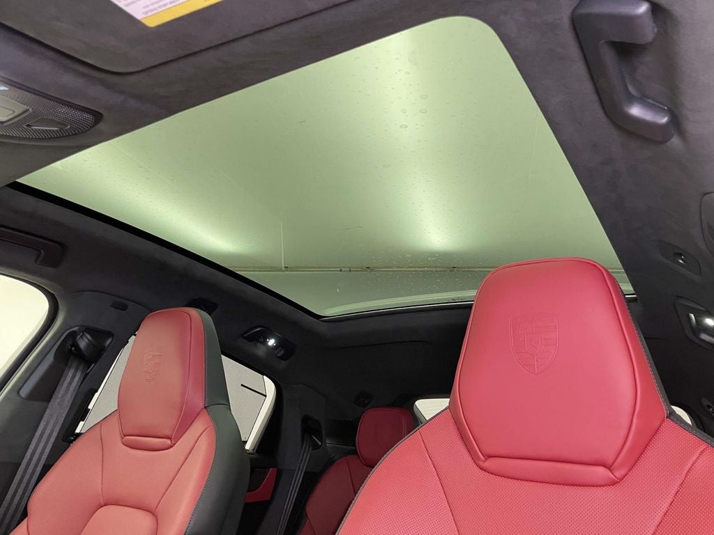 2026 Porsche Cayenne Coupe GTS