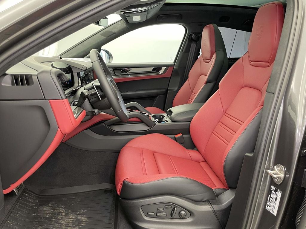 2026 Porsche Cayenne Coupe GTS