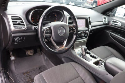 2019 Jeep Grand Cherokee Laredo E