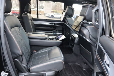 2022 Jeep Grand Wagoneer Series III
