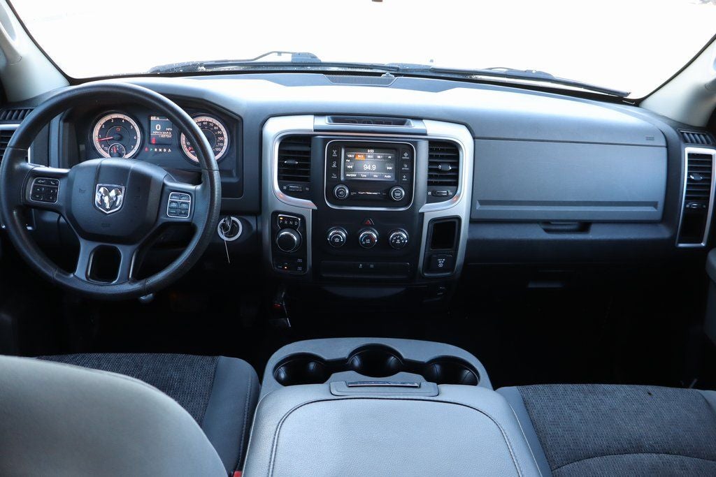 2016 RAM 1500 SLT