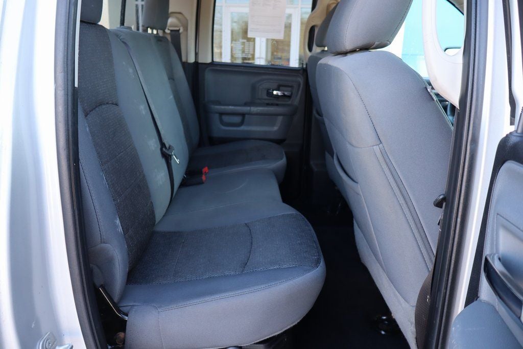 2016 RAM 1500 SLT