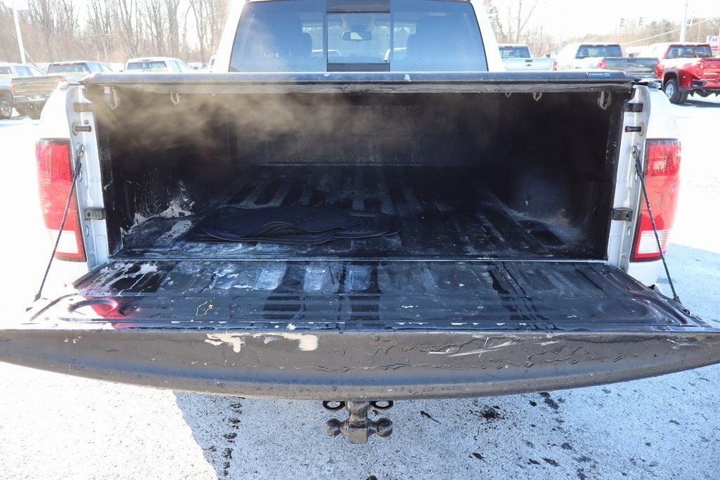 2016 RAM 1500 SLT