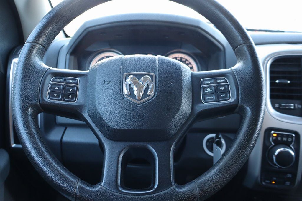 2016 RAM 1500 SLT