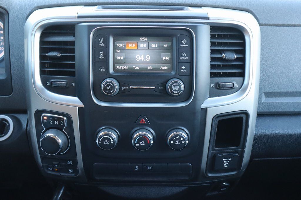 2016 RAM 1500 SLT