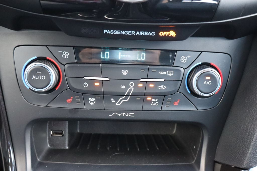 2018 Ford Focus Titanium
