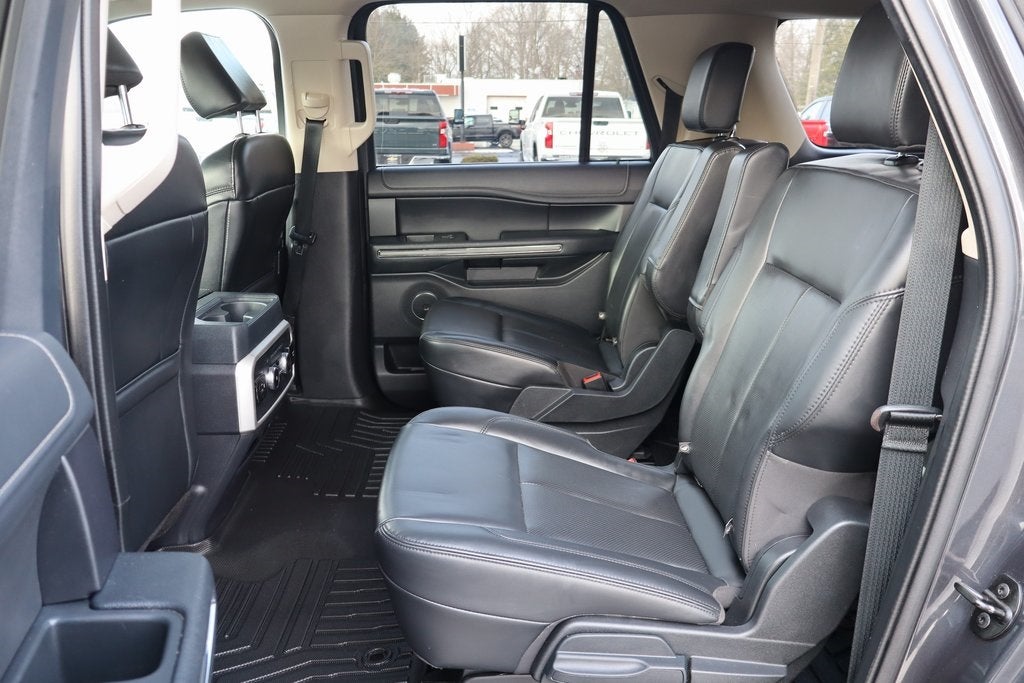 2022 Ford Expedition Max XLT