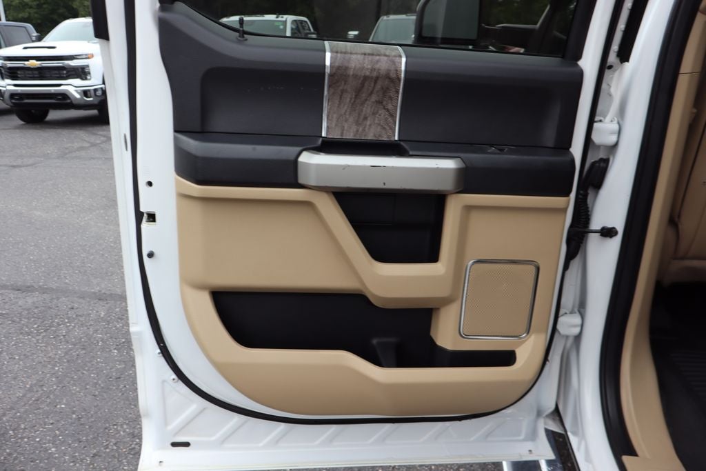 2017 Ford F-350SD Lariat