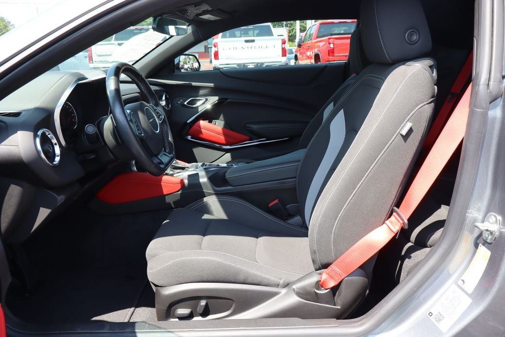 2021 Chevrolet Camaro LT1