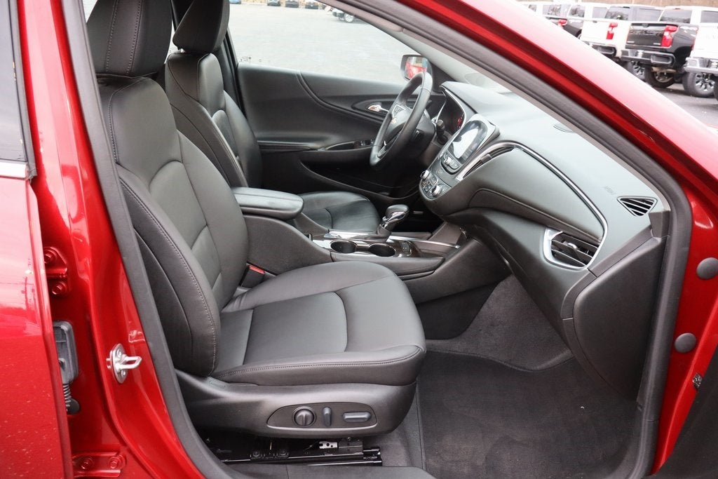 2025 Chevrolet Malibu LT 2LT