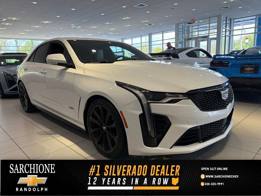 2022 Cadillac CT4