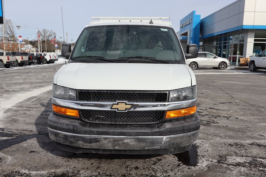 2025 Chevrolet Express 3500 Work Van w/ Reading Aluminum Roof Service Body Cutaway