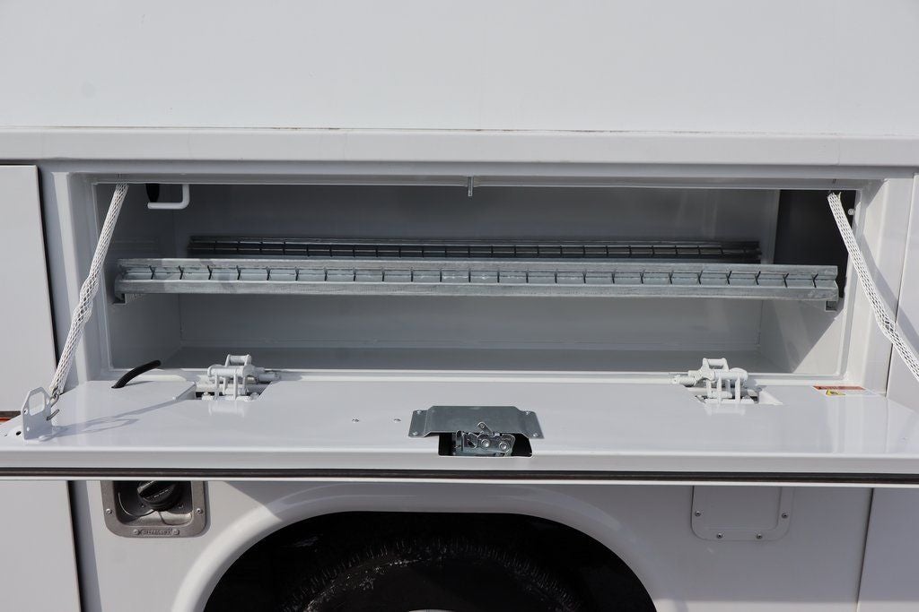 2025 Chevrolet Express 3500 Work Van w/ Reading Aluminum Roof Service Body Cutaway