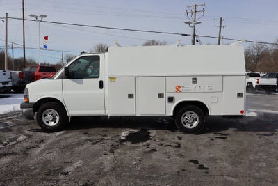 2025 Chevrolet Express 3500 Work Van w/ Reading Aluminum Roof Service Body Cutaway