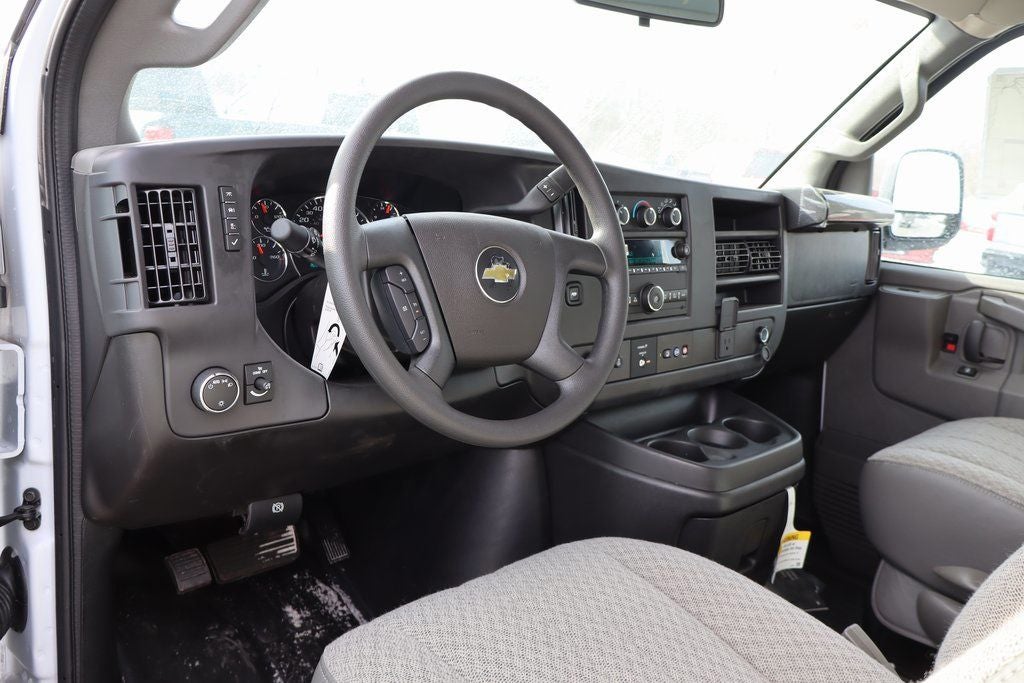 2025 Chevrolet Express 3500 Work Van w/ Reading Aluminum Roof Service Body Cutaway