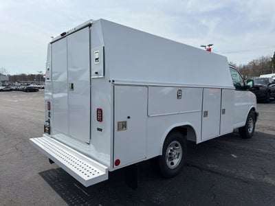 2025 Chevrolet Express 3500 Work Van w/ 11" Reading Enclosed Service Body Cutaway