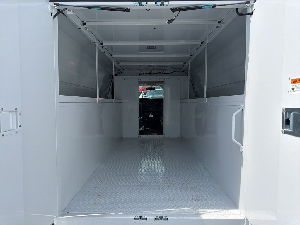 2025 Chevrolet Express 3500 Work Van w/ 11" Reading Enclosed Service Body Cutaway
