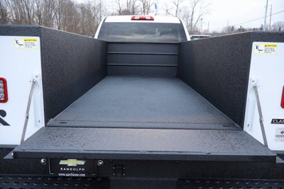 2026 Chevrolet Silverado 3500HD Work Truck w/ 9' Reading Aluminum Service Body