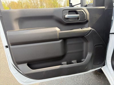 2026 Chevrolet Silverado 3500HD Work Truck w/ 9' Reading Aluminum Service Body