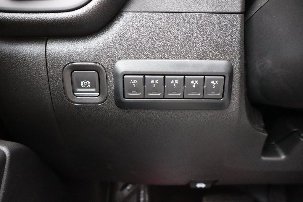 2025 Chevrolet Silverado 3500HD Work Truck w/ 11' Monroe Servicepro Body