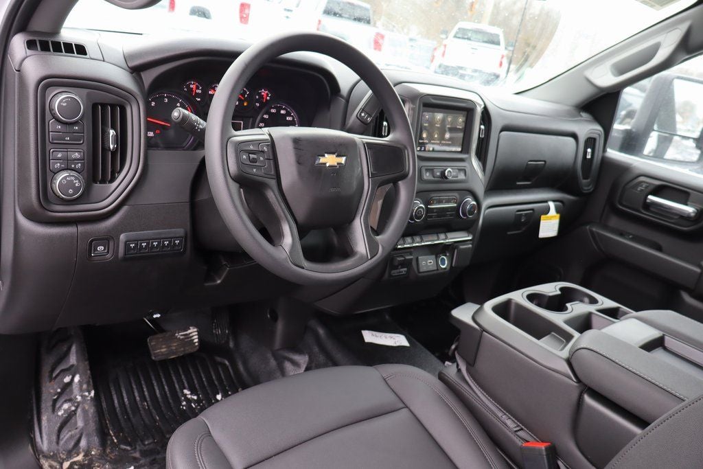2025 Chevrolet Silverado 3500HD Work Truck w/ 11.5' Freedom Contractor Platform