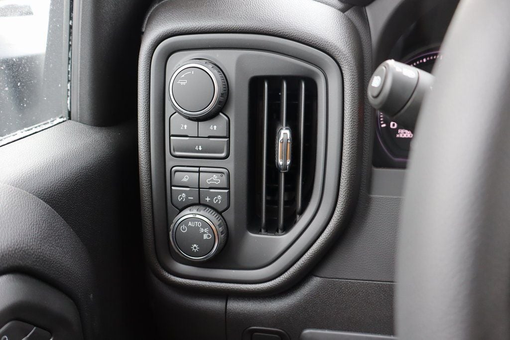 2025 Chevrolet Silverado 3500HD Work Truck w/ 11.5' Freedom Contractor Platform