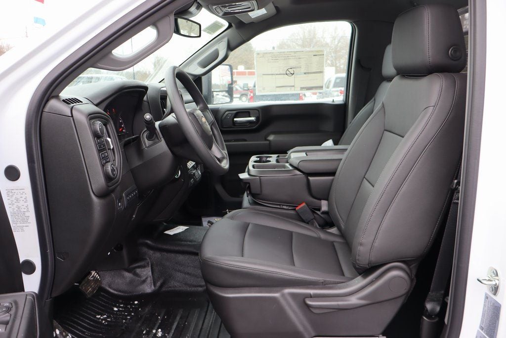 2025 Chevrolet Silverado 3500HD Work Truck w/ 11.5' Freedom Contractor Platform