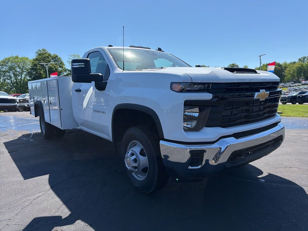 2026 Chevrolet Silverado 3500HD Work Truck w/ 11' Steel Service Body