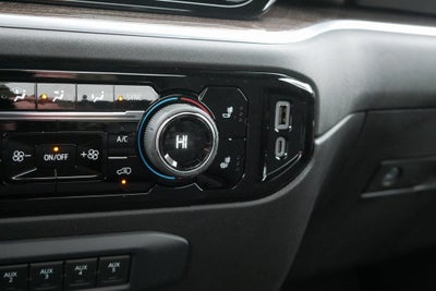 2025 Chevrolet Silverado 3500HD LT w/ 8' Knapheide Service Body