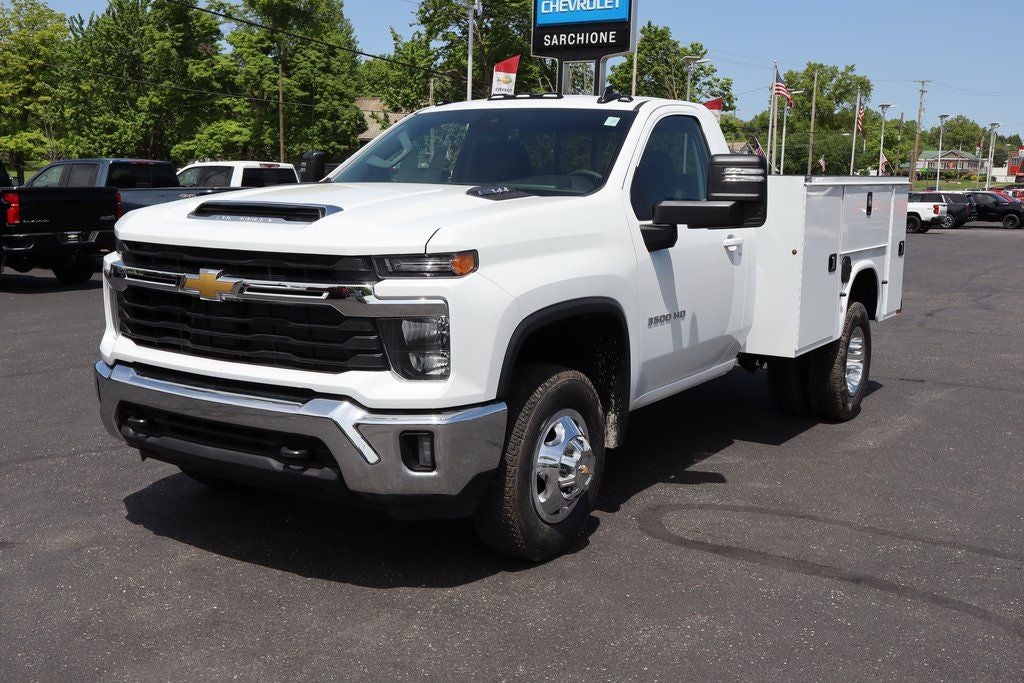 2025 Chevrolet Silverado 3500HD LT w/ 8' Knapheide Service Body