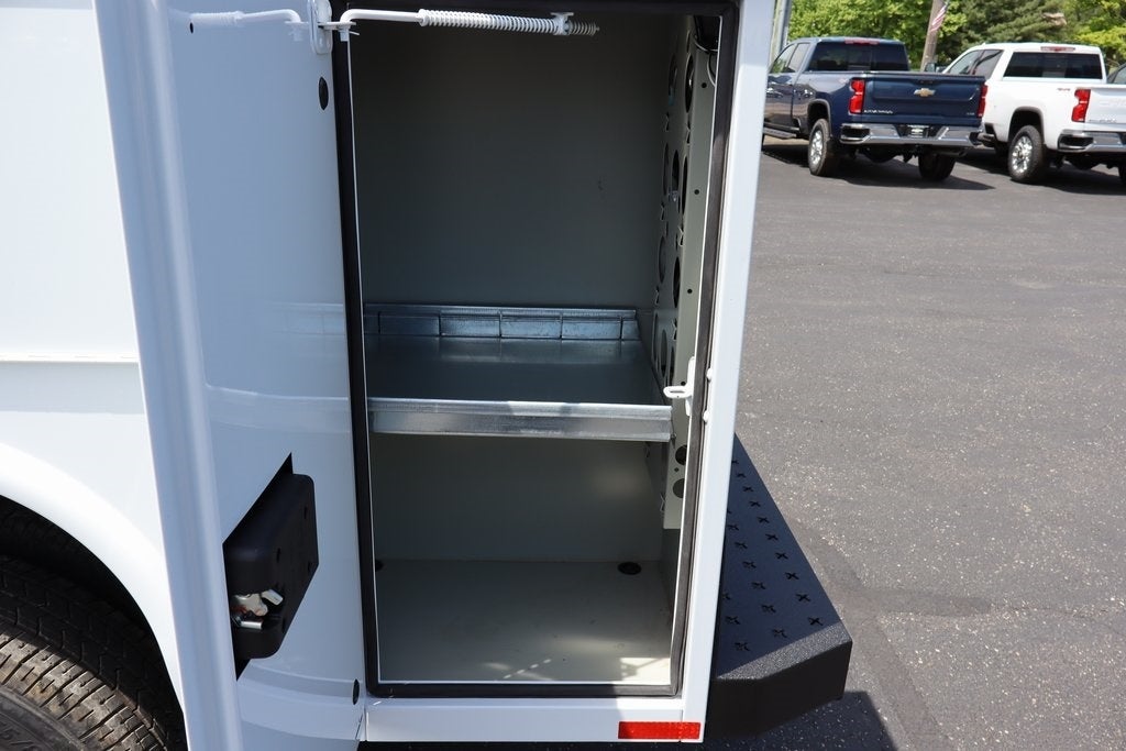 2025 Chevrolet Silverado 3500HD LT w/ 8' Knapheide Service Body