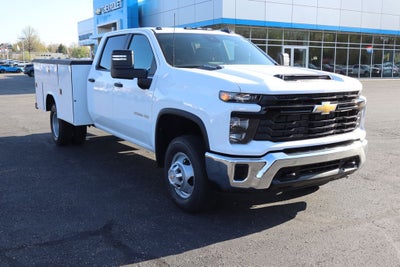 2026 Chevrolet Silverado 3500HD Work Truck w/ 9' Reading Aluminum Service Body w Latchmatic