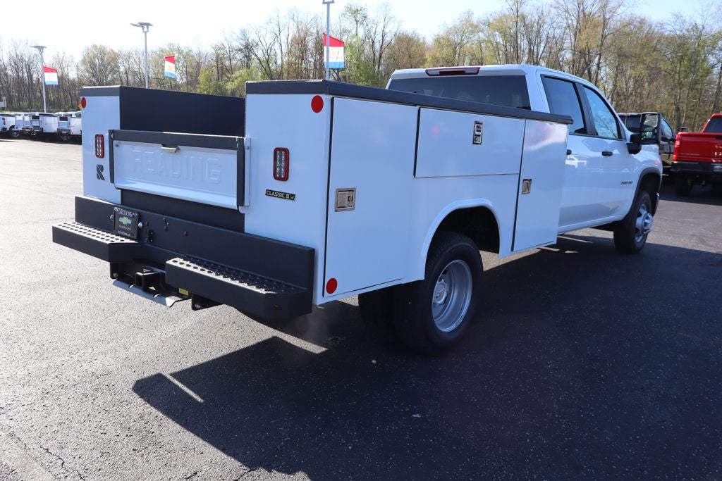2026 Chevrolet Silverado 3500HD Work Truck w/ 9' Reading Aluminum Service Body w Latchmatic