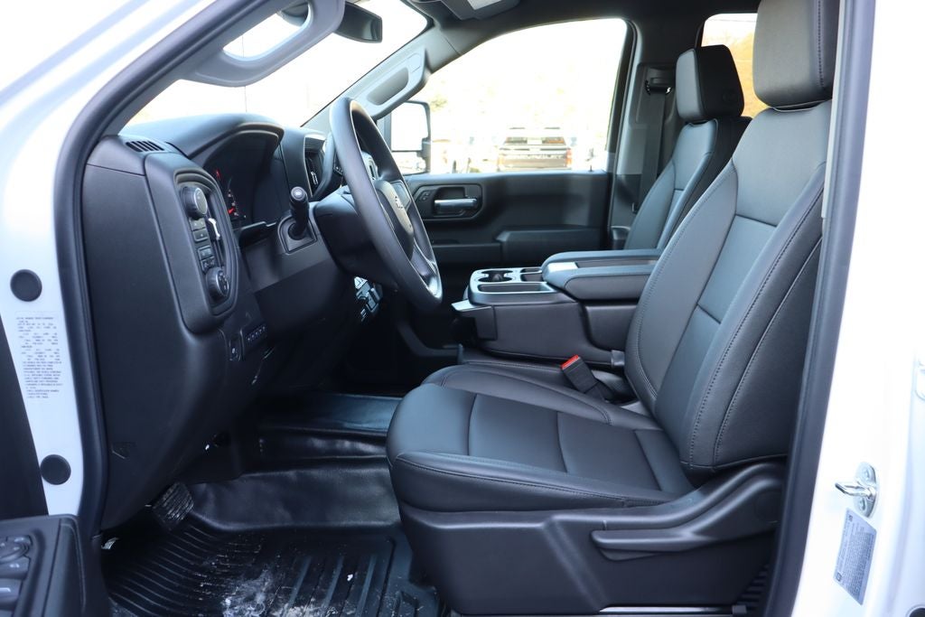2026 Chevrolet Silverado 3500HD Work Truck w/ 9' Reading Aluminum Service Body w Latchmatic
