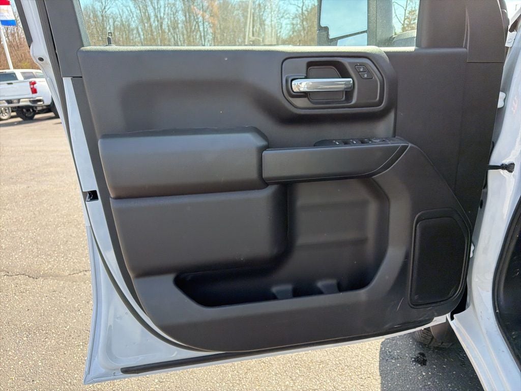 2025 Chevrolet Silverado 3500HD Work Truck w/ 8' Knapheide Service Body