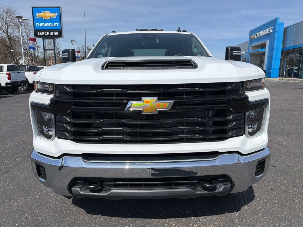 2026 Chevrolet Silverado 3500HD Work Truck w/ 9' Reading Aluminum Service Body