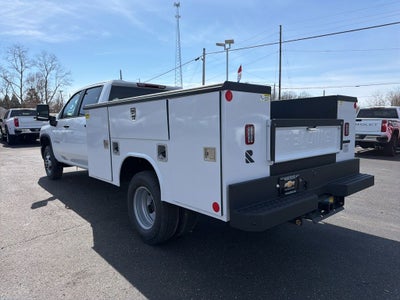 2026 Chevrolet Silverado 3500HD Work Truck w/ 9' Reading Aluminum Service Body