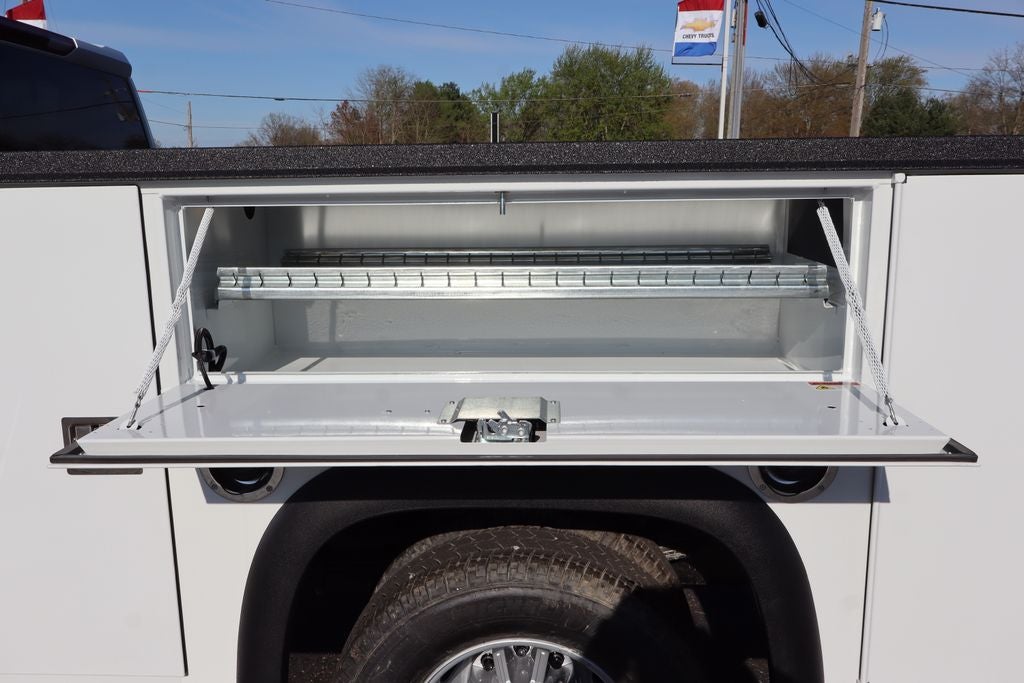 2026 Chevrolet Silverado 3500HD Work Truck w/ 9' Monroe Steel Servicepro Body w Latchmatic
