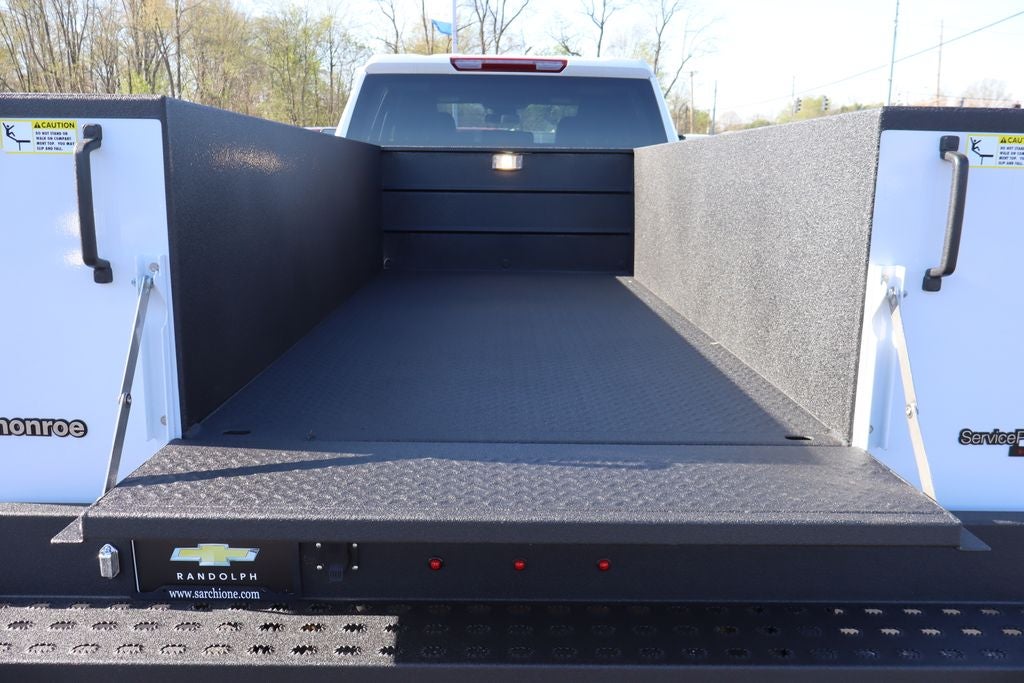 2026 Chevrolet Silverado 3500HD Work Truck w/ 9' Monroe Steel Servicepro Body w Latchmatic