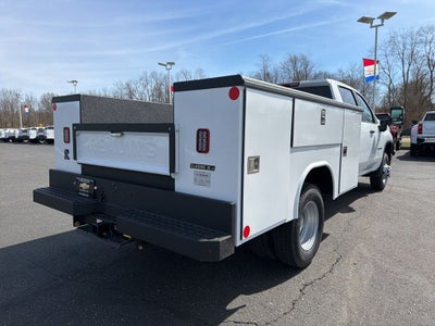 2026 Chevrolet Silverado 3500HD Work Truck w/ 9' Reading Aluminum Service Body