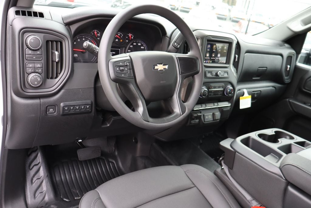 2026 Chevrolet Silverado 3500HD Chassis Work Truck DRW