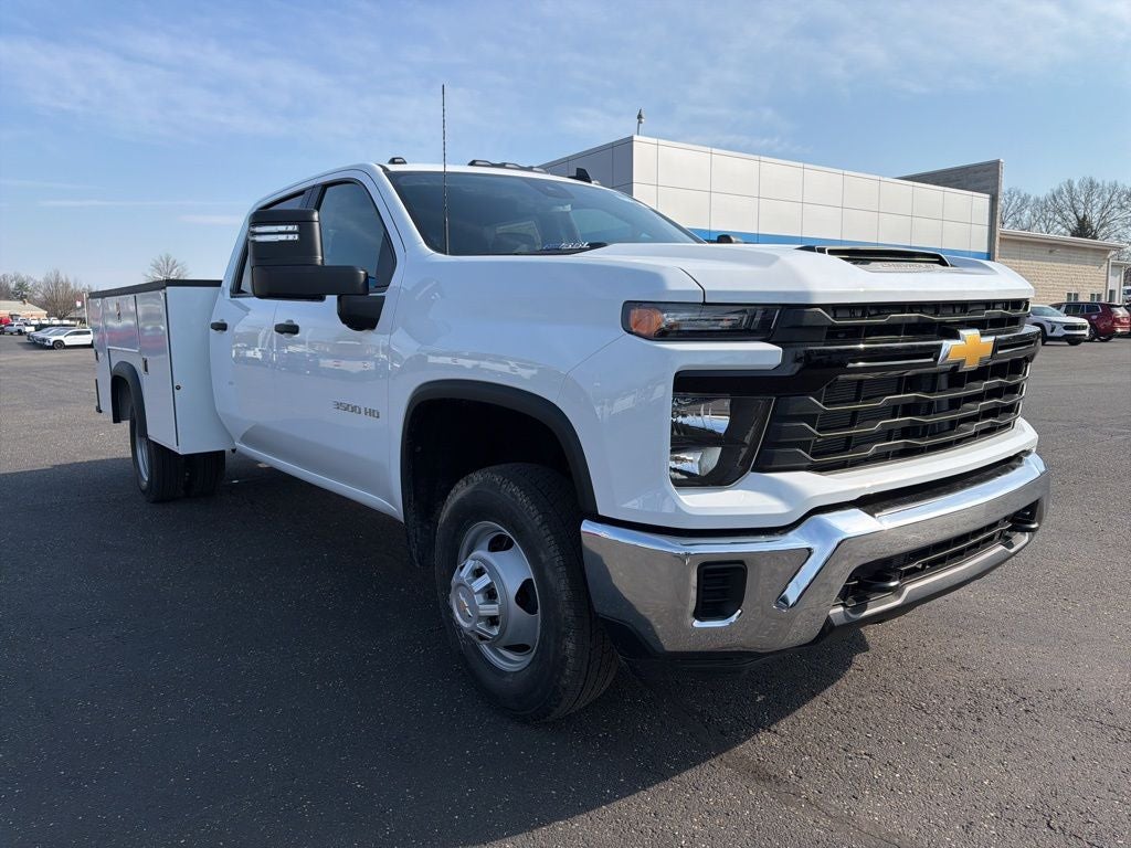 2026 Chevrolet Silverado 3500HD Work Truck w/ 9' Monroe Steel Service Body