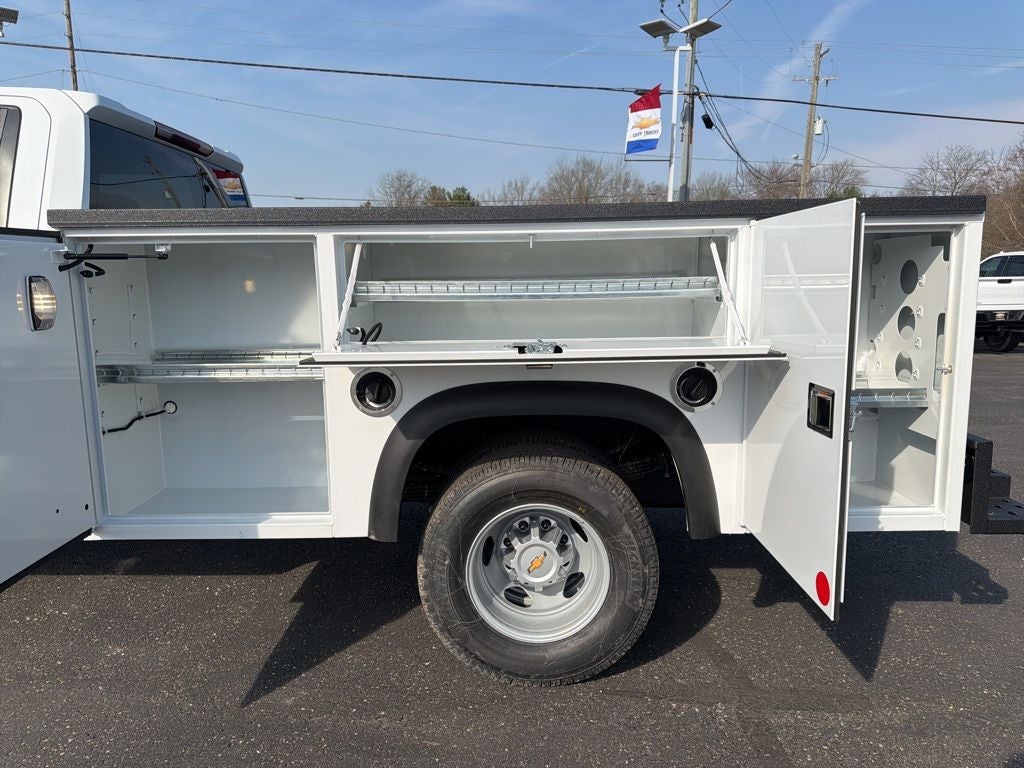 2026 Chevrolet Silverado 3500HD Work Truck w/ 9' Monroe Steel Service Body