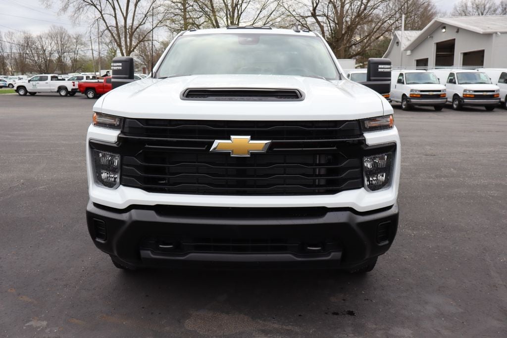 2026 Chevrolet Silverado 3500HD Chassis Work Truck DRW