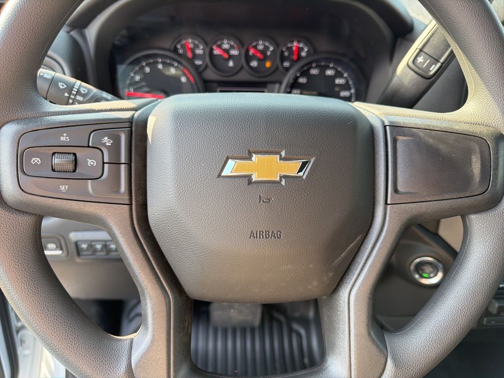 2026 Chevrolet Silverado 3500HD Work Truck w/ 9' Reading Aluminum Service Body
