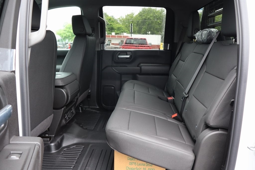 2025 Chevrolet Silverado 3500HD Work Truck W/ 9' Hillsboro Gooseneck Platform Body