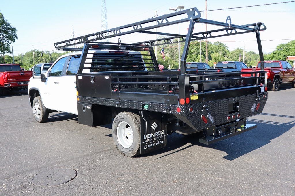 2025 Chevrolet Silverado 3500HD Work Truck DRW W/ 9.5' Freedom Pro-Contractor Platform Body