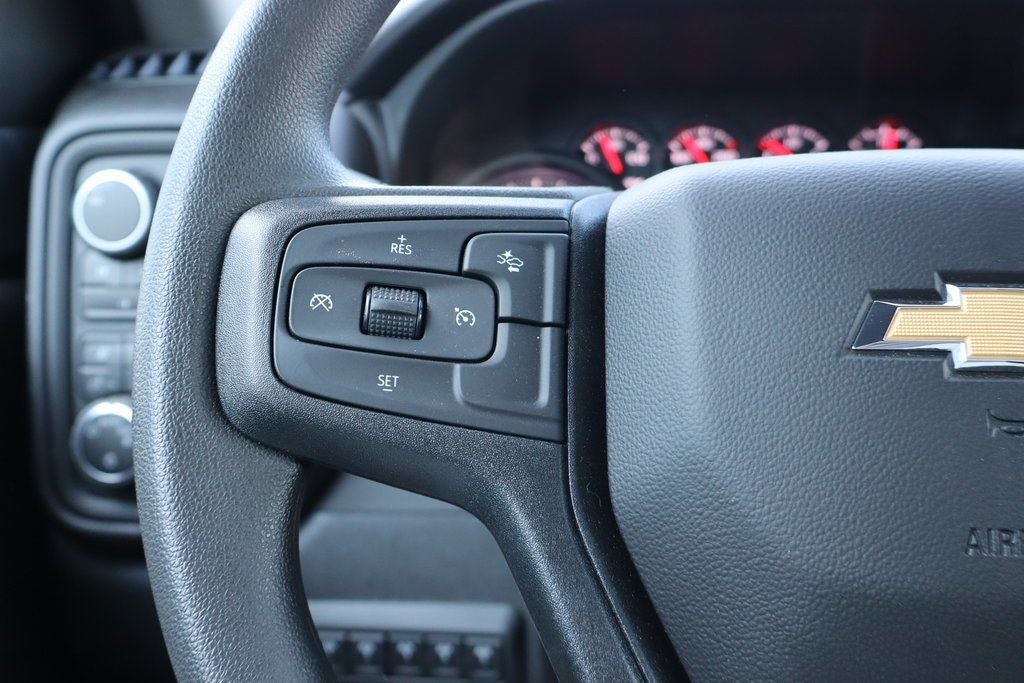 2025 Chevrolet Silverado 3500HD Work Truck DRW W/ 9.5' Freedom Pro-Contractor Platform Body