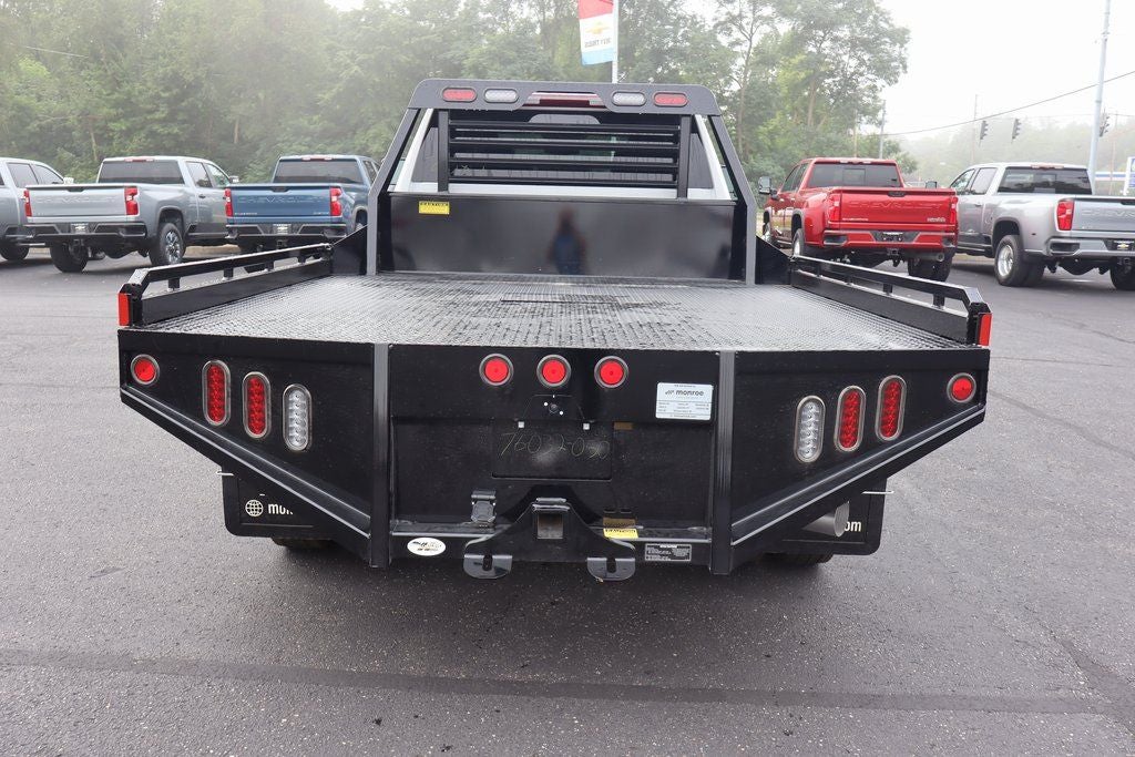 2025 Chevrolet Silverado 3500HD Work Truck DRW W/ 9' Hillsboro Gooseneck Platform Body