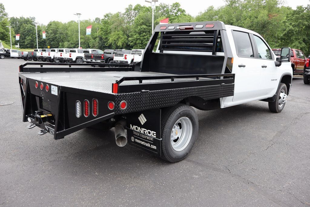 2025 Chevrolet Silverado 3500HD Work Truck w/ 9' Hillsboro Gooseneck Flatbed